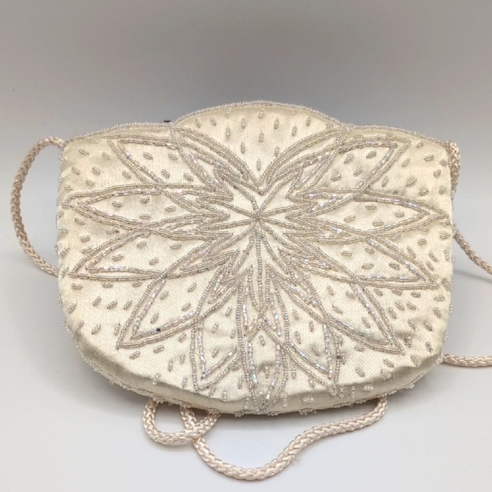 Vintage Elegant Cream Beaded Women's Bag - Picture 1 of 8